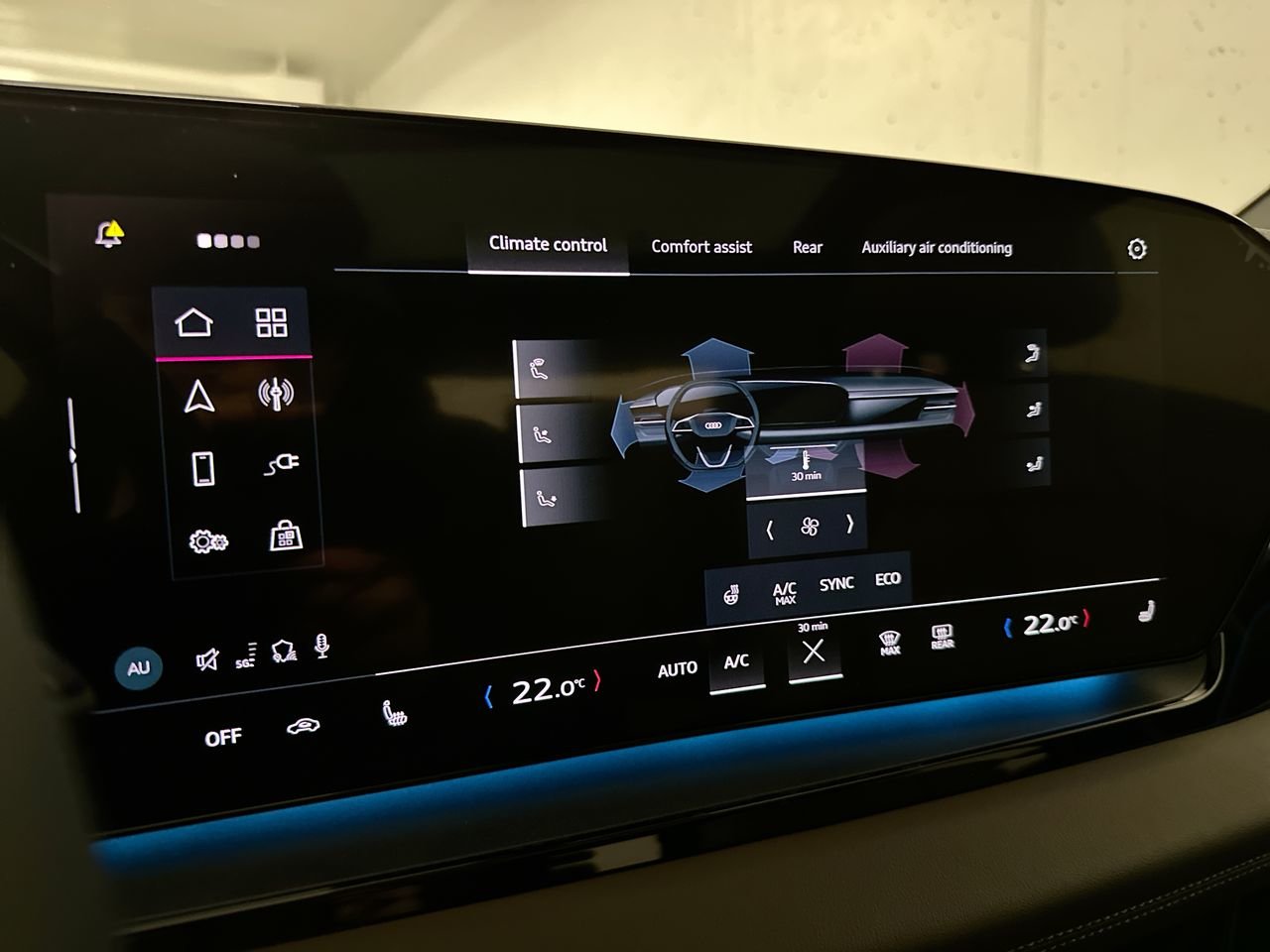 2025 Audi Q6 e-tron Progressiv, Vancouver, Cash