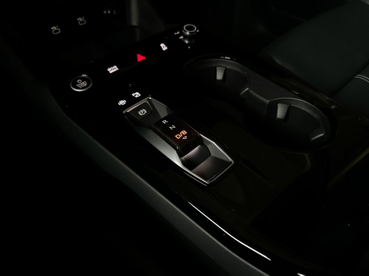 2025 Audi Q6 e-tron Quattro, Vancouver, Cash