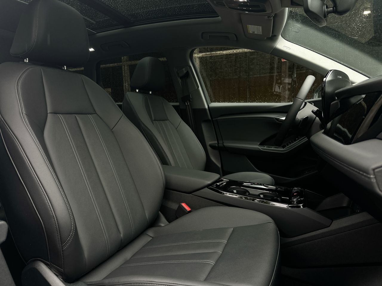 2025 Audi Q6 e-tron Quattro, Vancouver, Cash