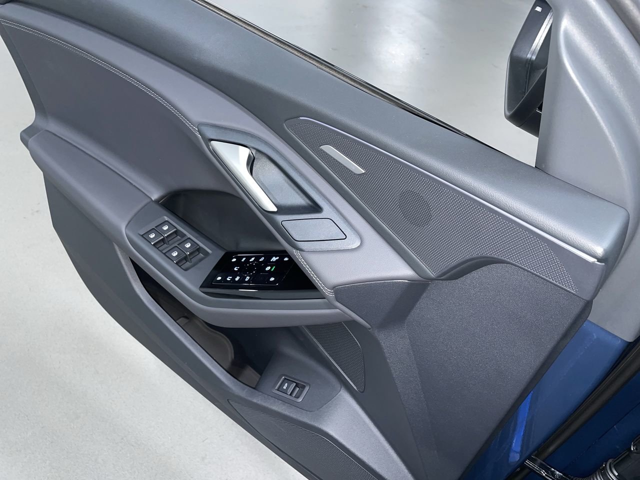 2025 Audi Q6 e-tron Technik, Vancouver, Cash