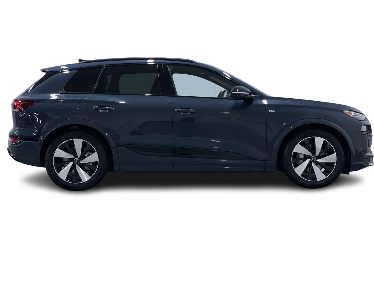2025 Audi Q6 e-tron Technik, Vancouver, Cash