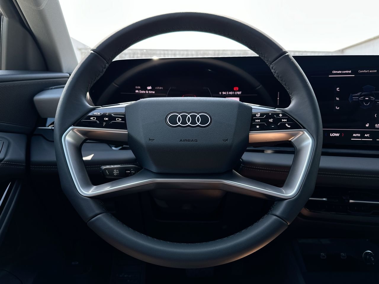 2025 Audi Q6 e-tron Quattro, Vancouver, Cash
