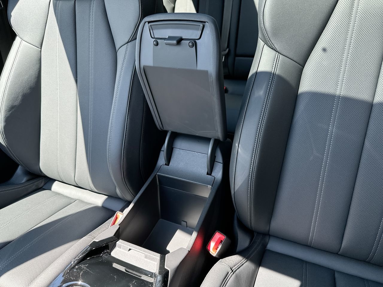 2025 Audi Q6 e-tron Progressiv, Vancouver, Cash