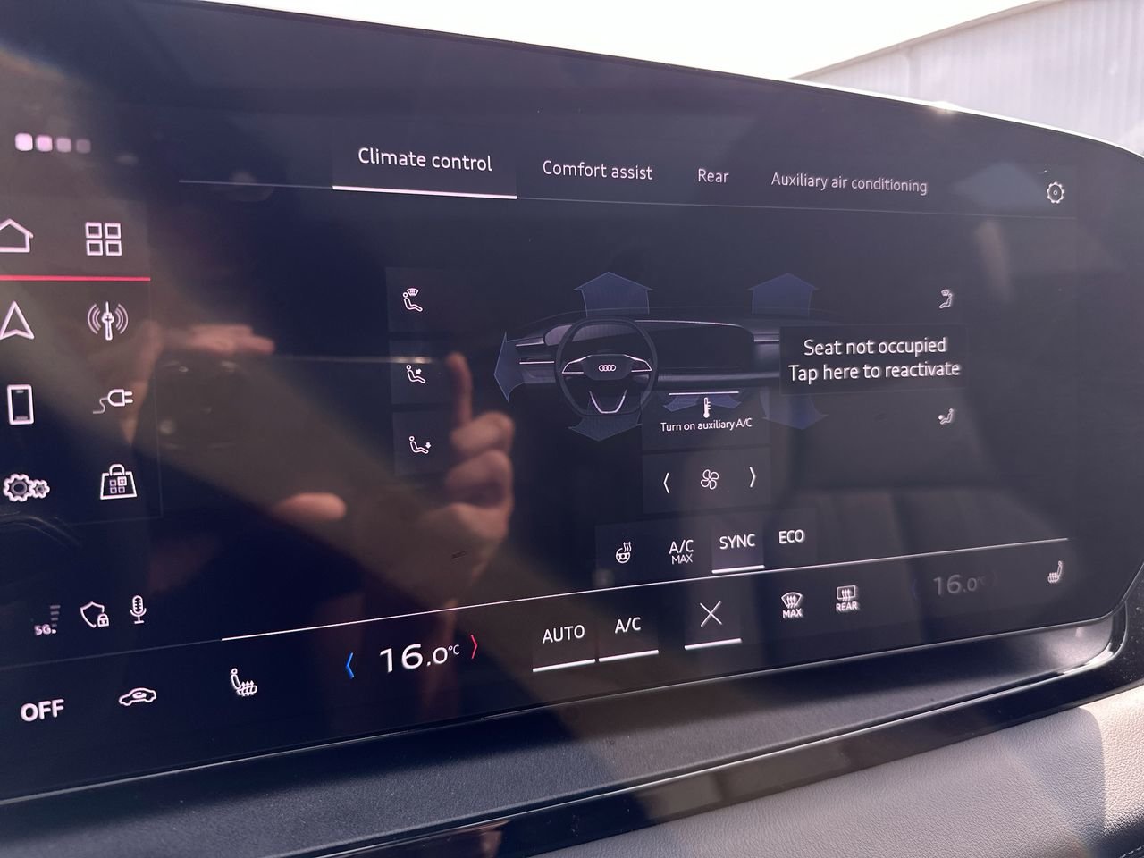 2025 Audi Q6 e-tron Technik, Vancouver, Cash