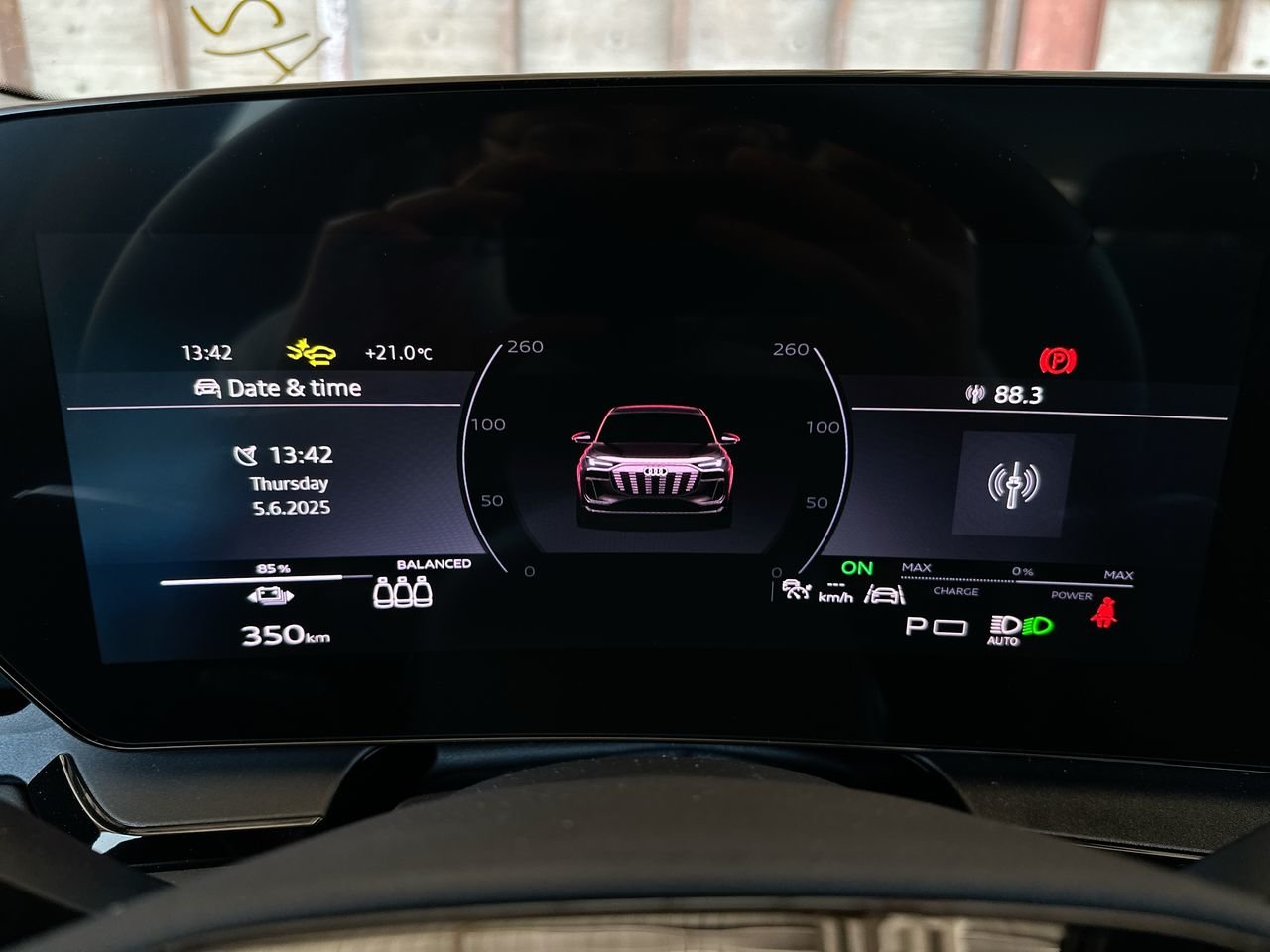 2025 Audi Q6 e-tron Quattro, Vancouver, Cash