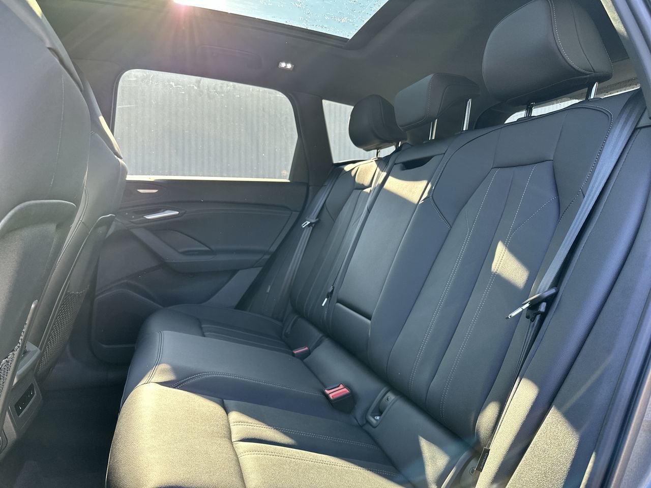 2025 Audi Q6 e-tron Progressiv, Vancouver, Cash
