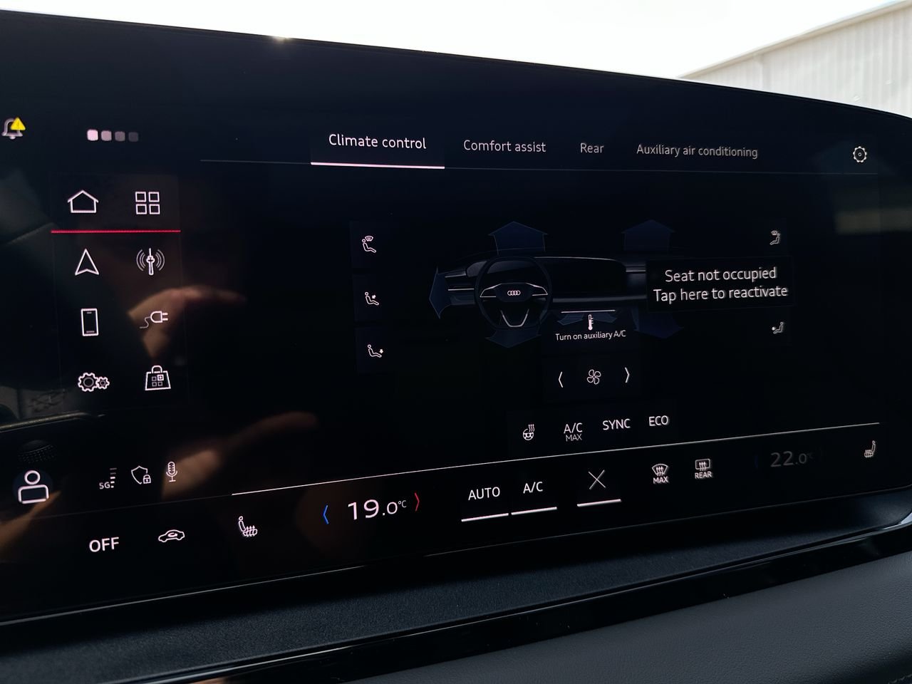 2025 Audi Q6 e-tron Progressiv, Vancouver, Cash
