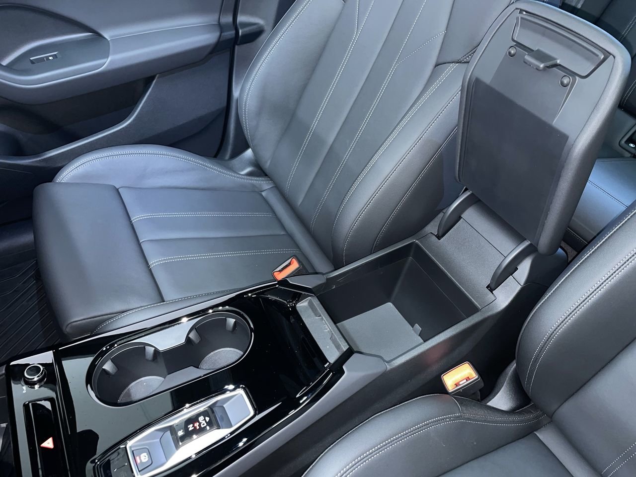 2025 Audi Q6 e-tron Technik, Vancouver, Cash