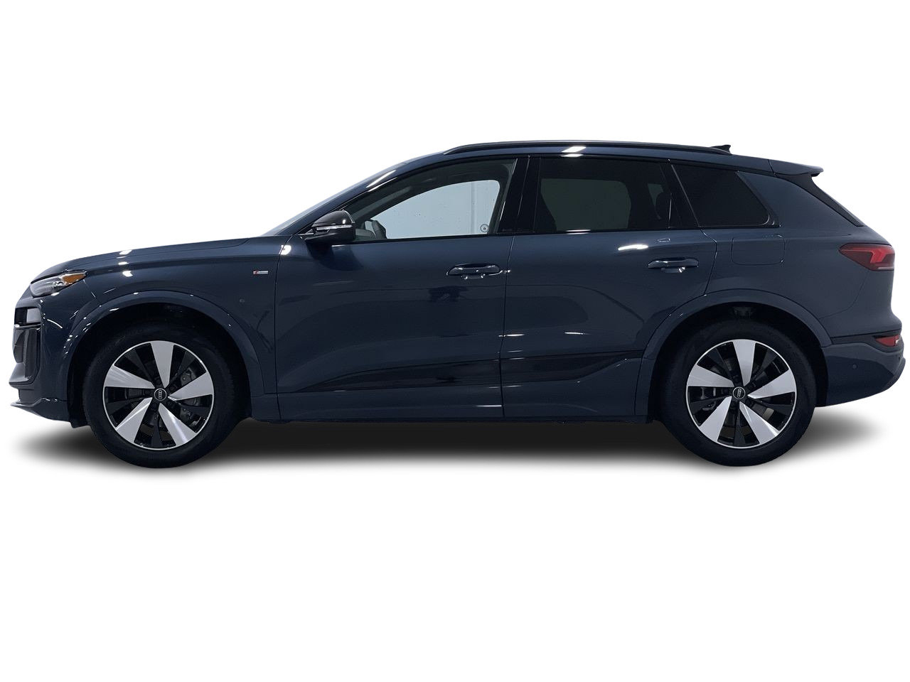 2025 Audi Q6 e-tron Technik, Vancouver, Cash