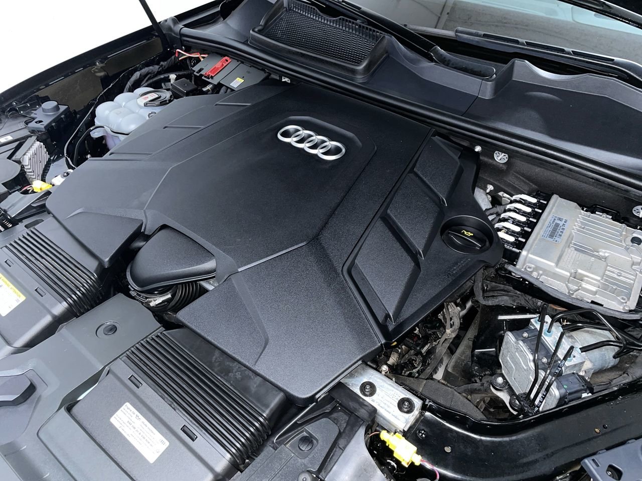 2022 Audi Q7 55 Technik, Vancouver, Cash