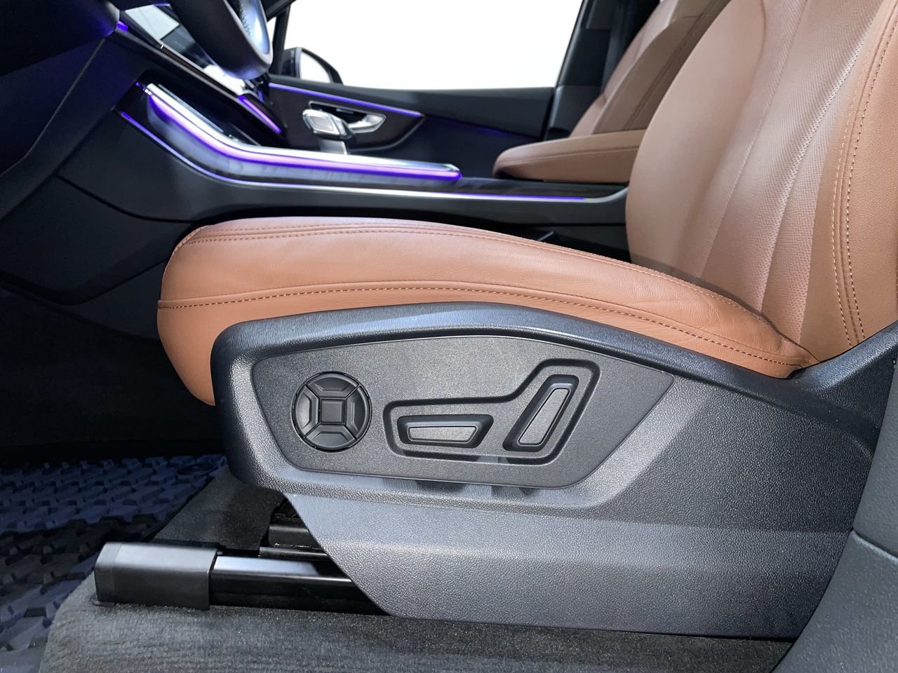 2022 Audi Q7 55 Technik, Vancouver, Cash