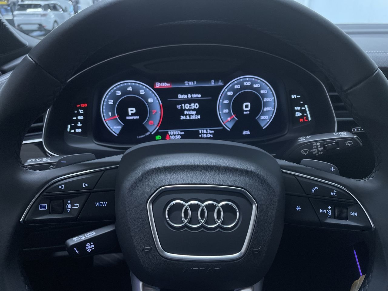 2023 Audi Q7 55 Komfort, Vancouver, Cash