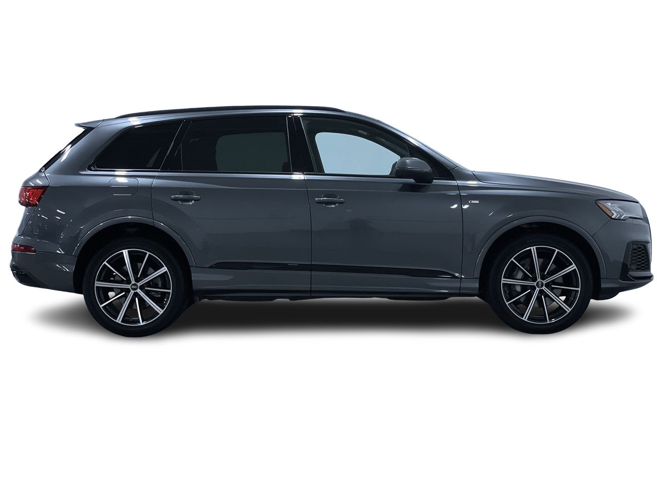 2023 Audi Q7 55 Komfort, Vancouver, Cash