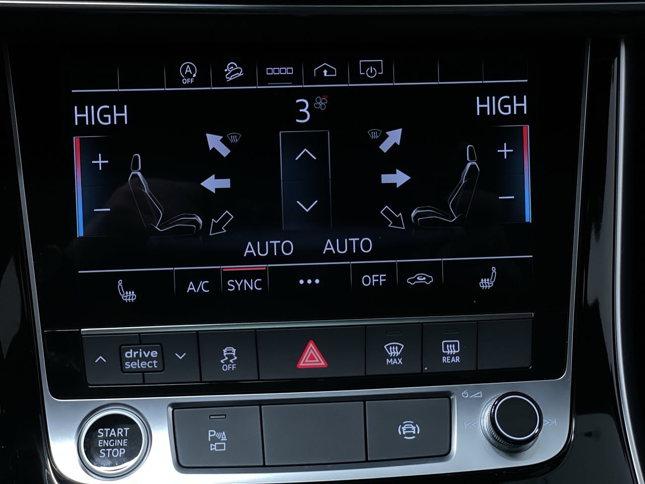 2023 Audi Q7 55 Komfort, Vancouver, Cash