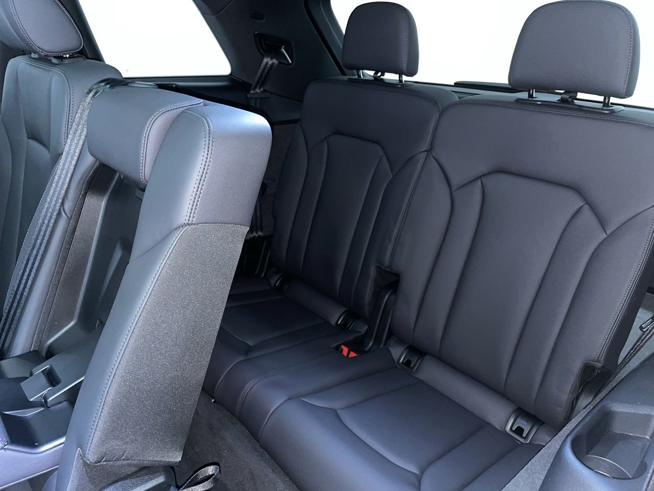 2023 Audi Q7 55 Komfort, Vancouver, Cash