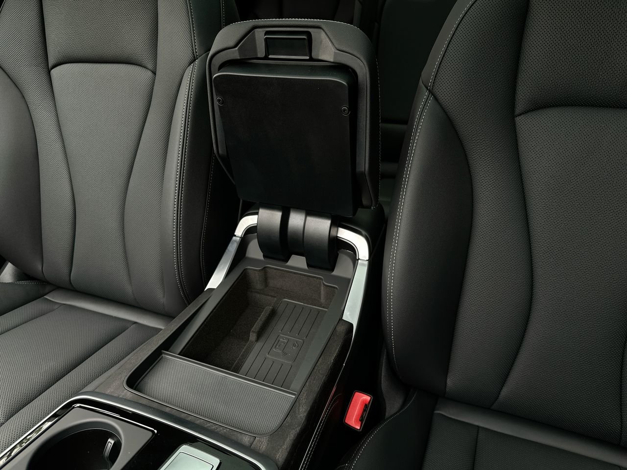 2025 Audi Q7 55 Technik, Vancouver, Cash