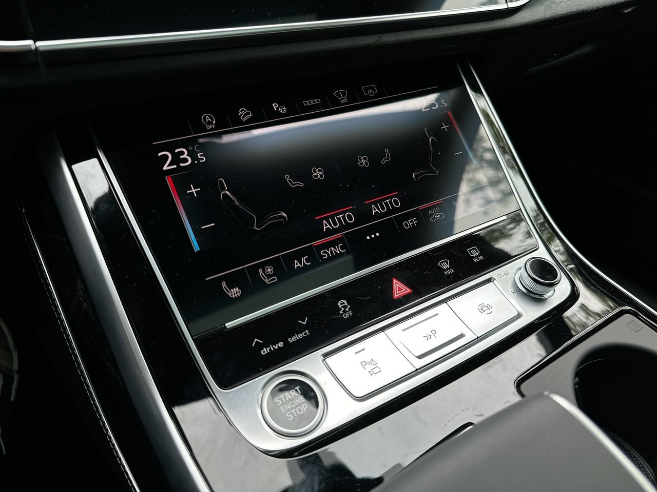 2025 Audi Q7 55 Technik, Vancouver, Cash