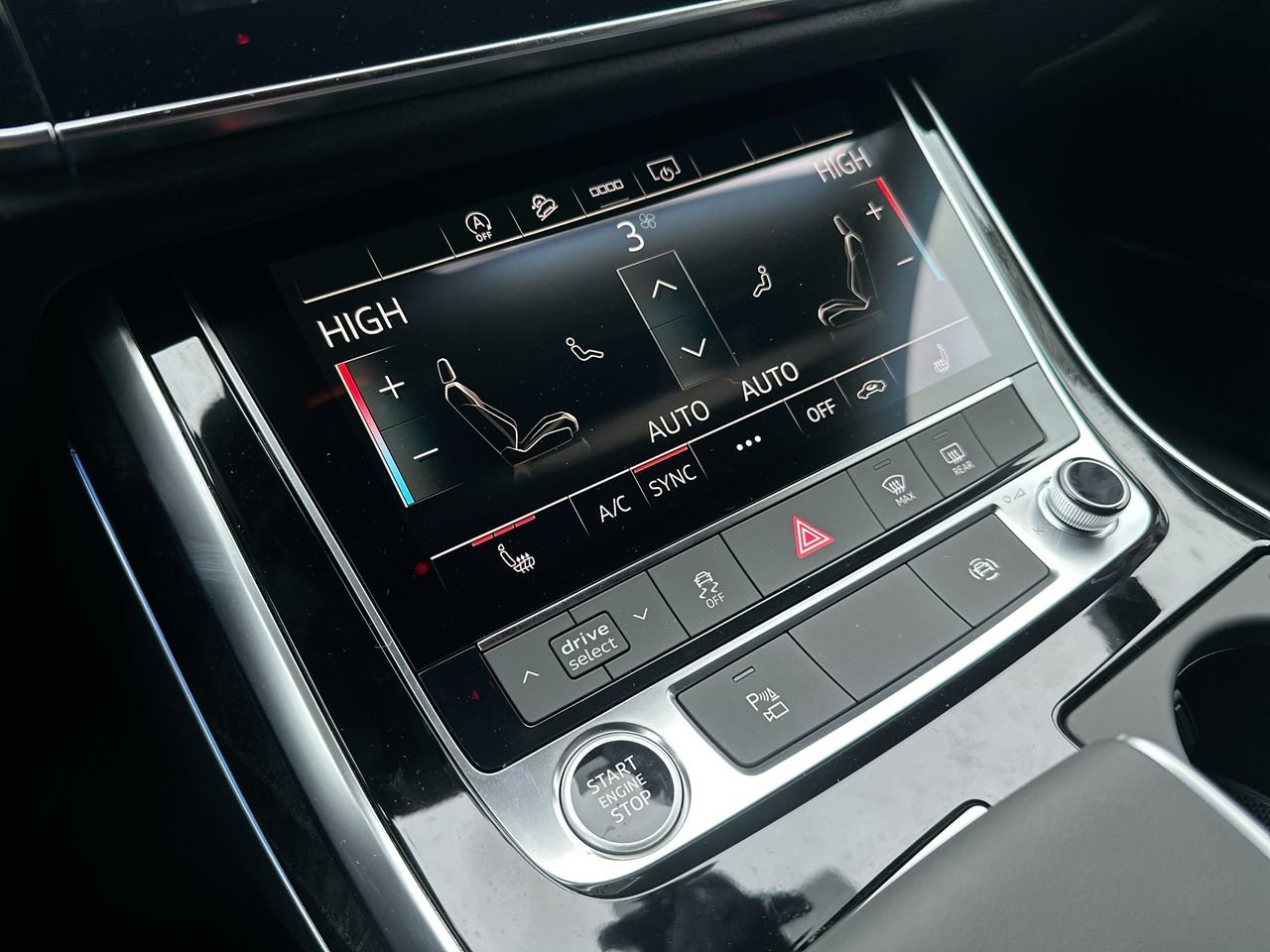 2025 Audi Q7 55, Vancouver, Cash