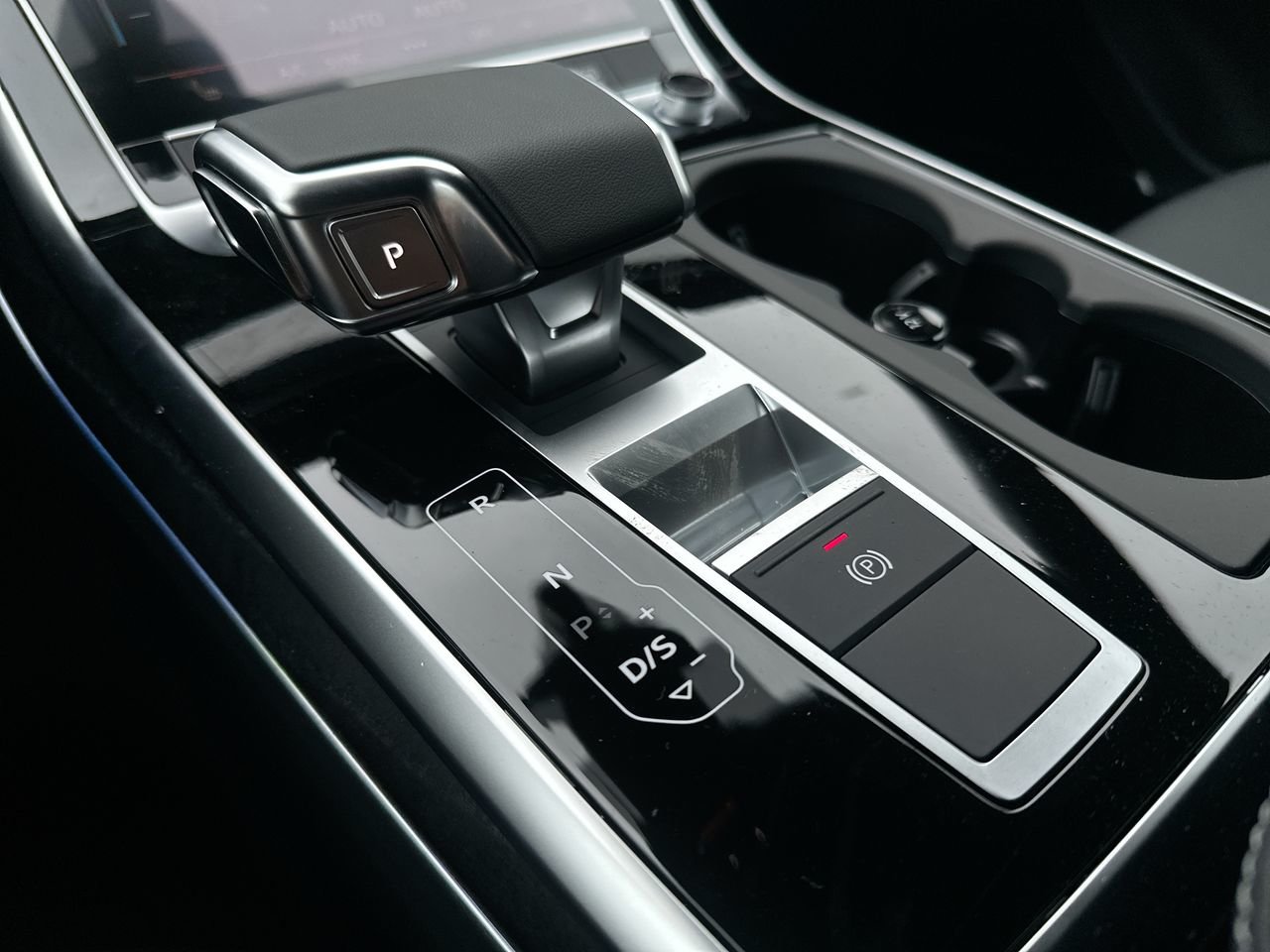 2025 Audi Q7 55, Vancouver, Cash