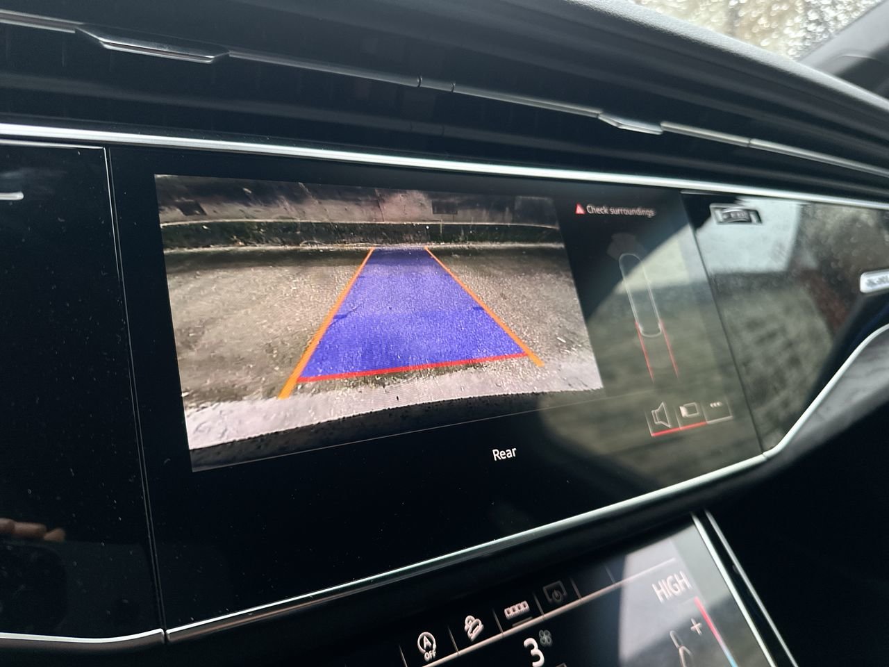 2025 Audi Q7 55, Vancouver, Cash