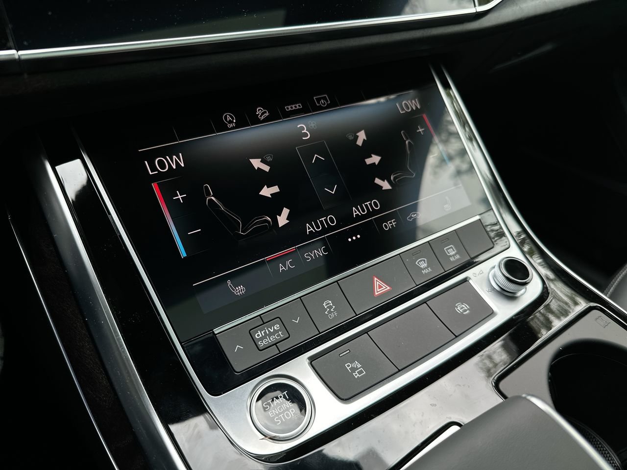 2025 Audi Q7 55, Vancouver, Cash