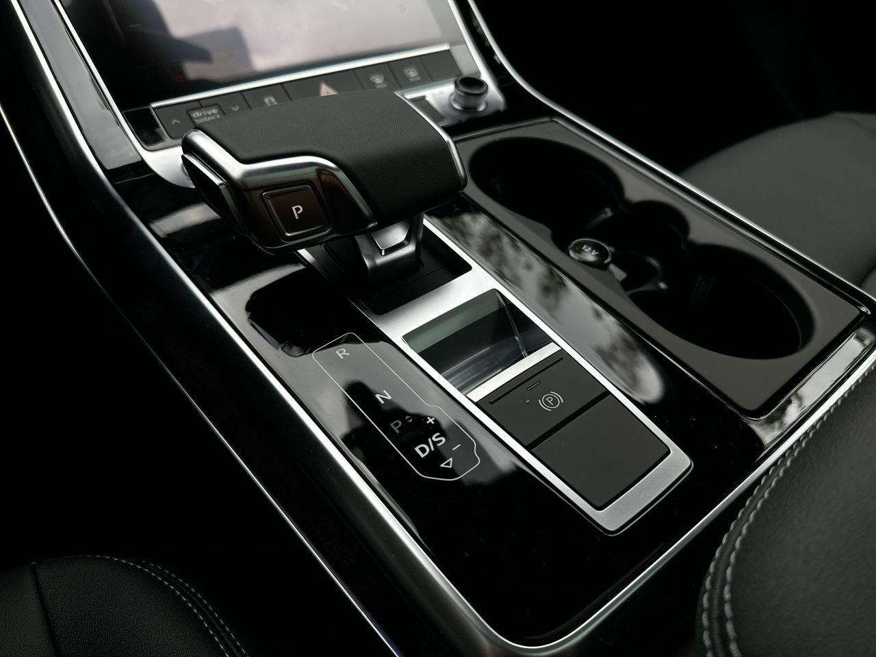 2025 Audi Q7 55, Vancouver, Cash