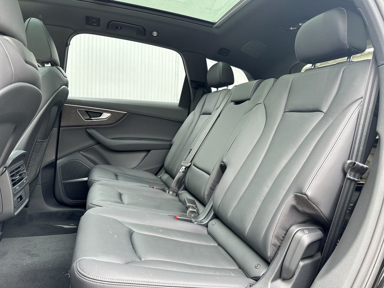 2025 Audi Q7 55, Vancouver, Cash
