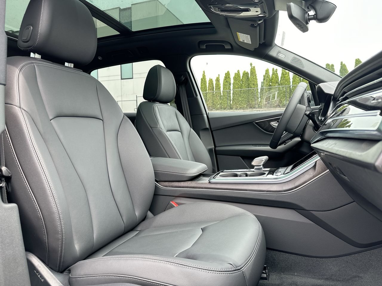 2025 Audi Q7 55, Vancouver, Cash
