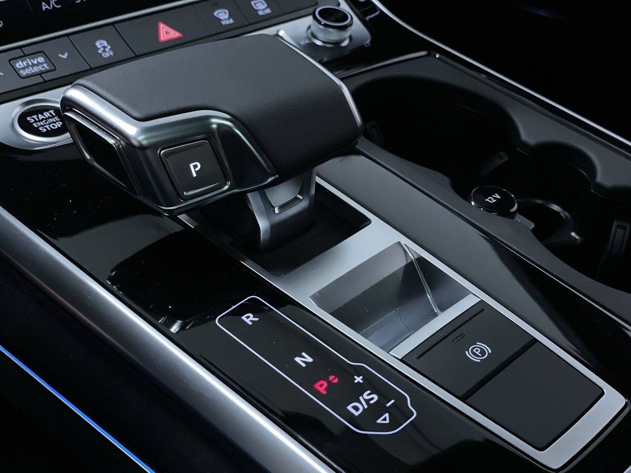 2025 Audi Q7 55, Vancouver, Cash