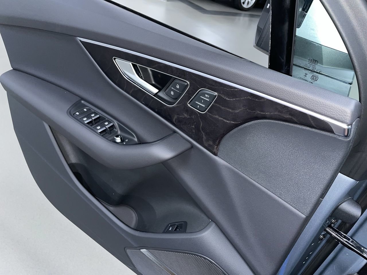 2025 Audi Q7 55, Vancouver, Cash