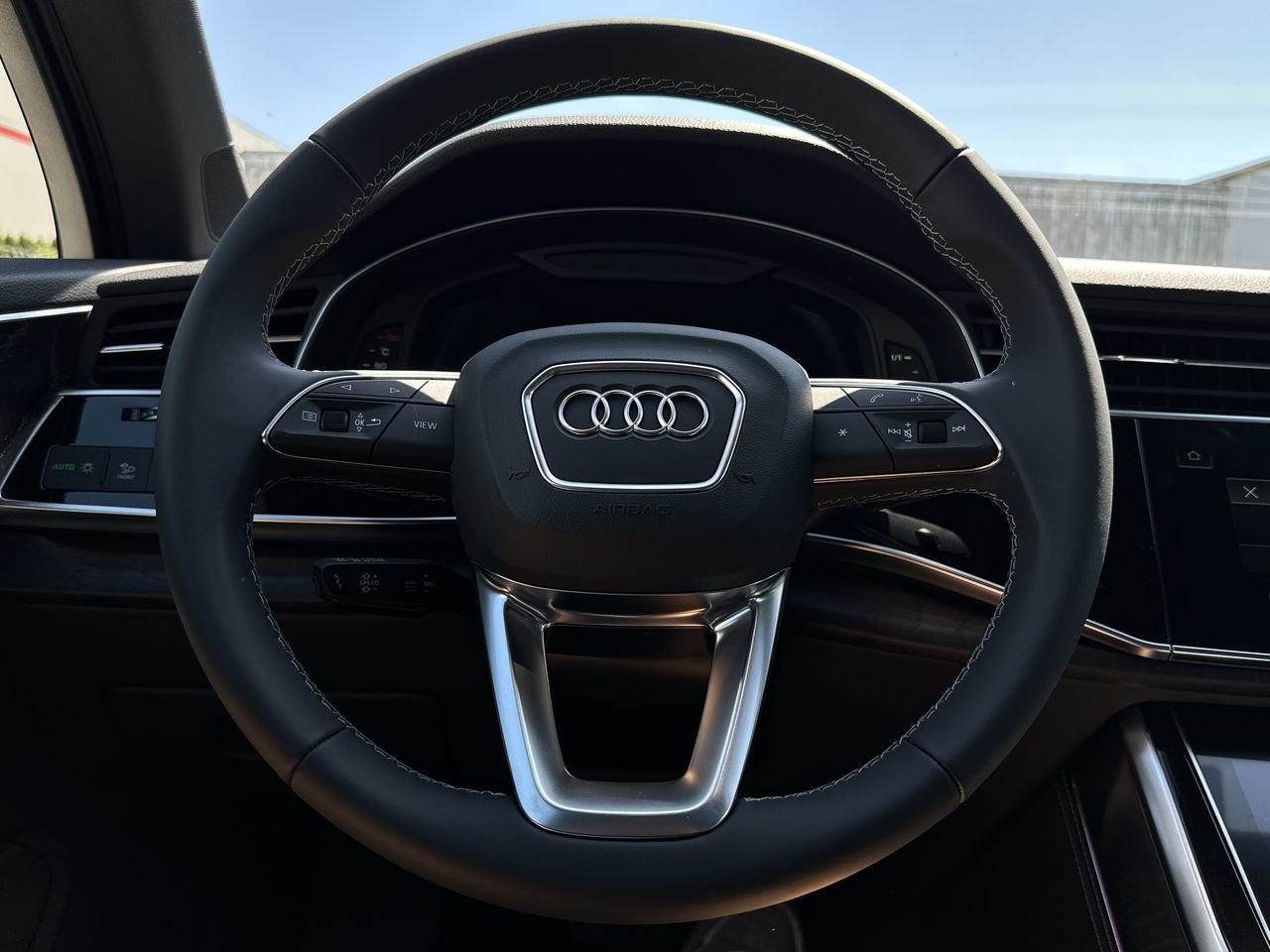 2025 Audi Q7 55 Progressiv, Vancouver, Cash