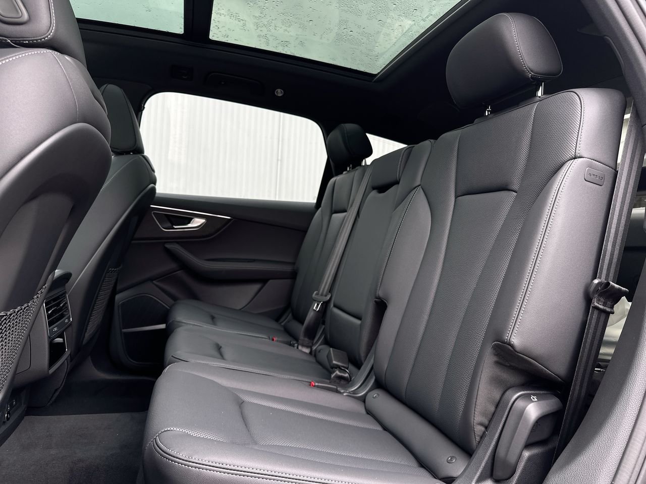 2025 Audi Q7 55 Progressiv, Vancouver, Cash