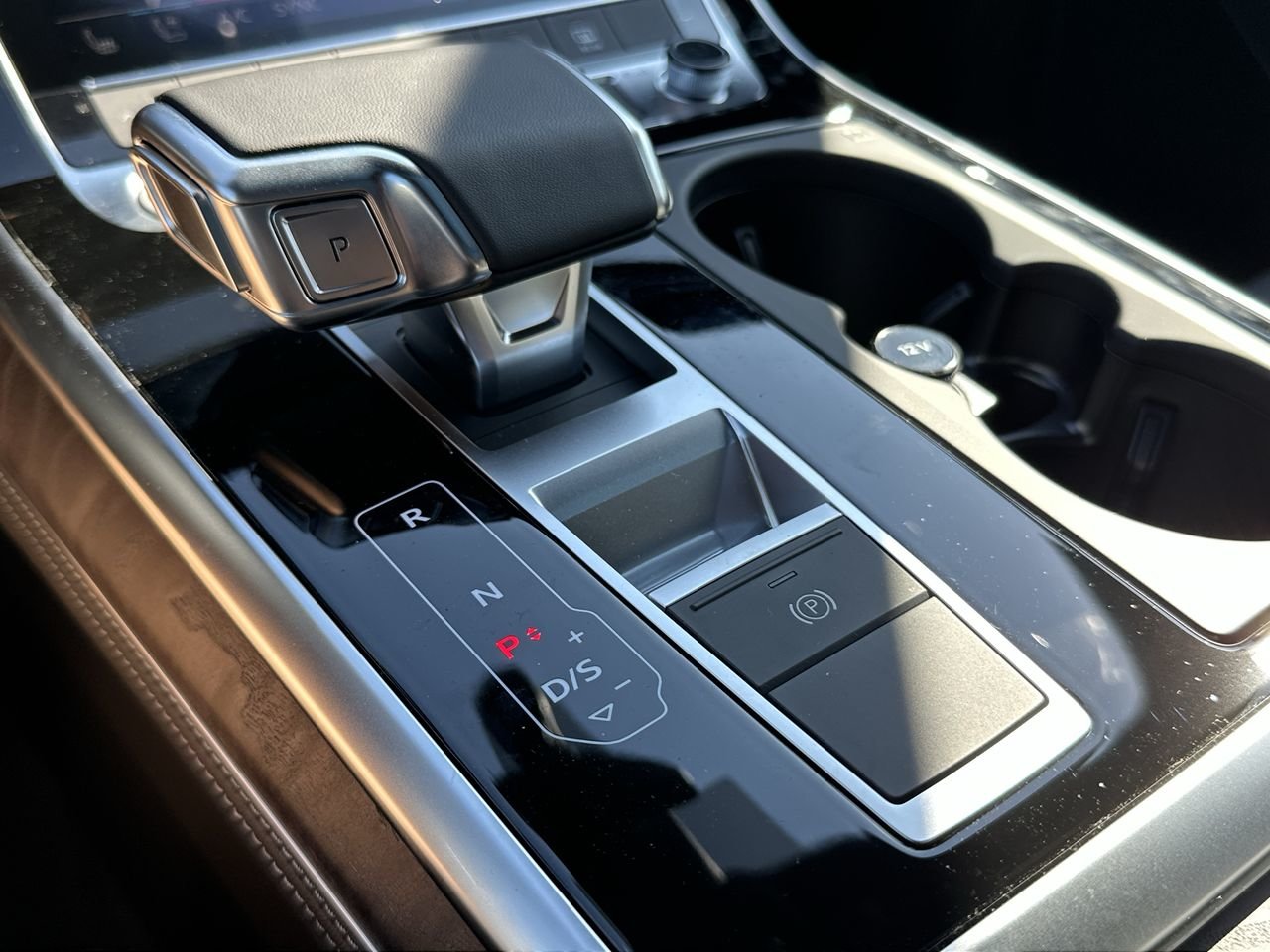 2025 Audi Q7 55 Progressiv, Vancouver, Cash