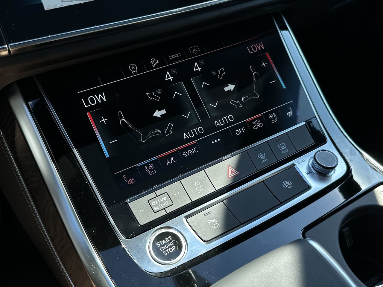 2025 Audi Q7 55 Progressiv, Vancouver, Cash