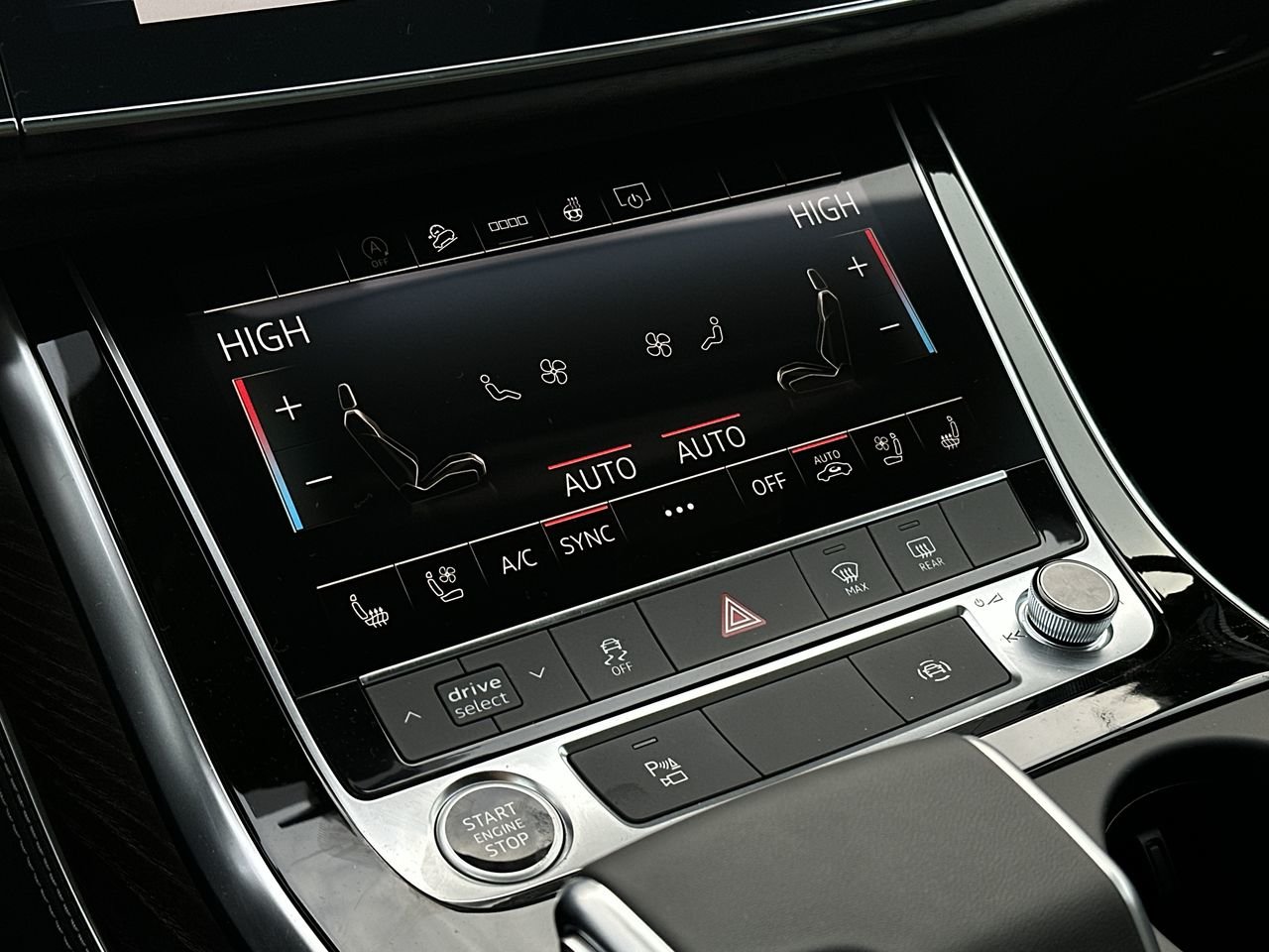 2026 Audi Q7 55 Progressiv, Vancouver, Cash