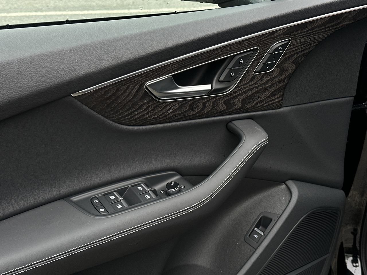 2026 Audi Q7 55 Progressiv, Vancouver, Cash