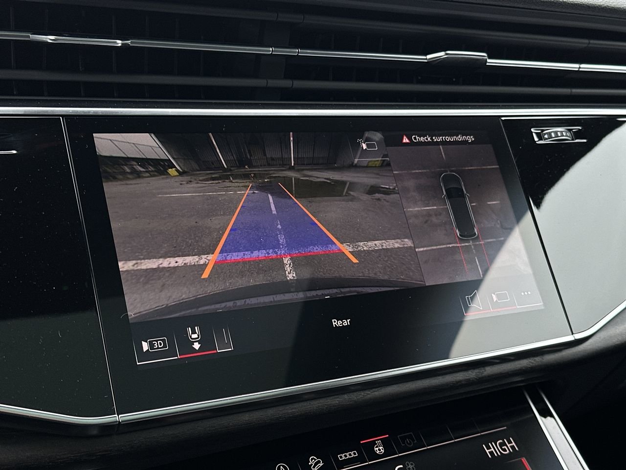 2026 Audi Q7 55 Progressiv, Vancouver, Cash