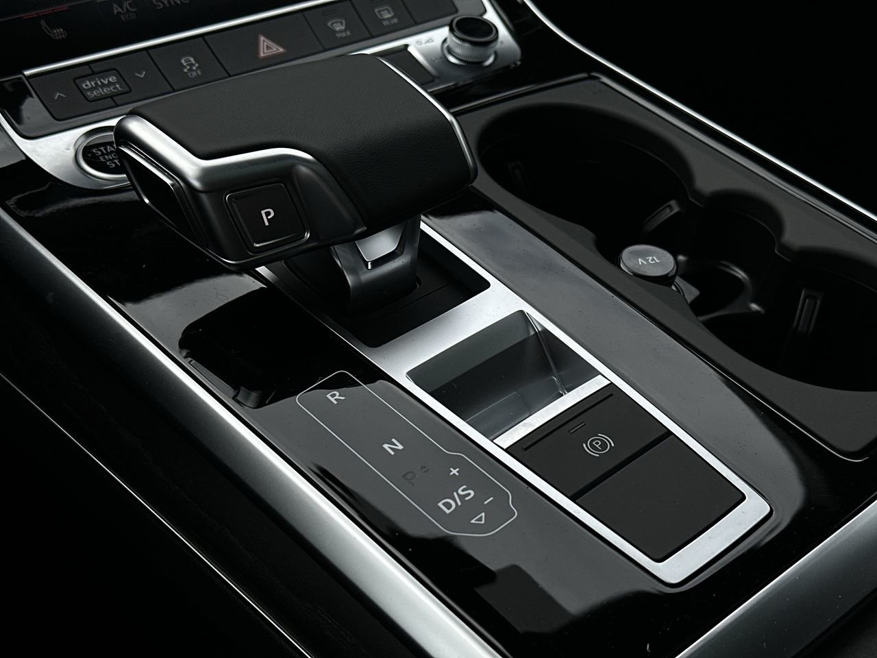 2026 Audi Q7 55, 温哥华, 全款车