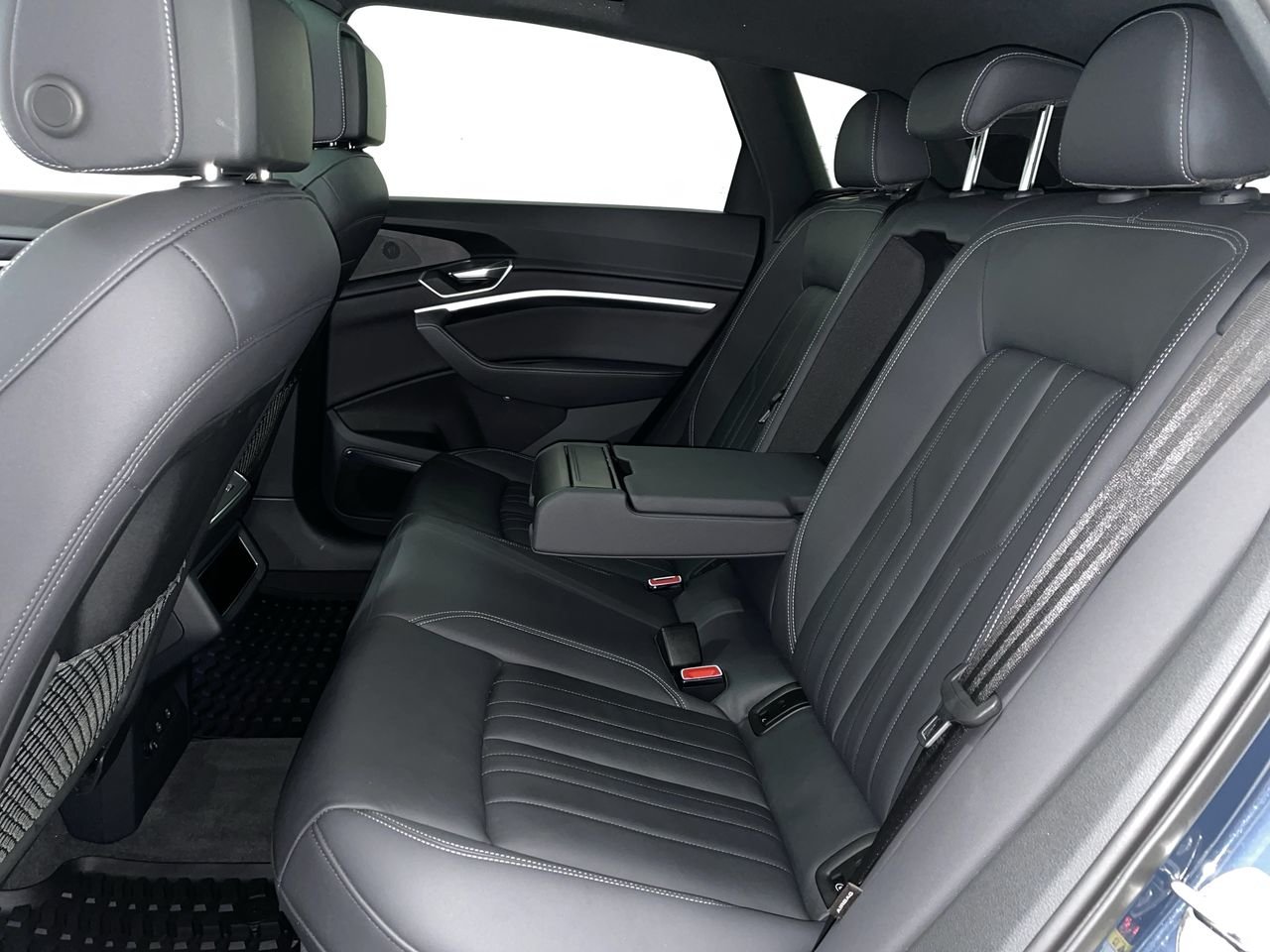 2024 Audi Q8 e-tron Quattro, Vancouver, Cash