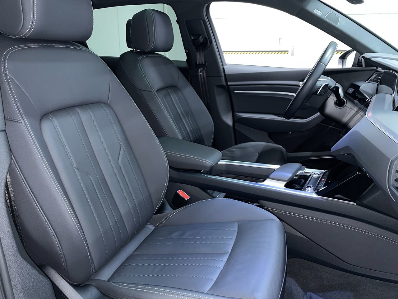 2024 Audi Q8 e-tron Quattro, Vancouver, Cash