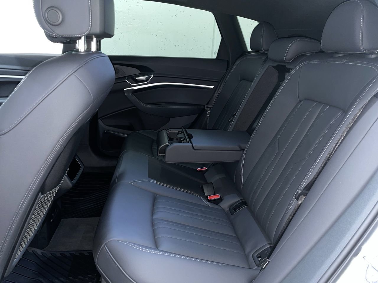 2024 Audi Q8 e-tron E-tron quattro, Vancouver, Cash