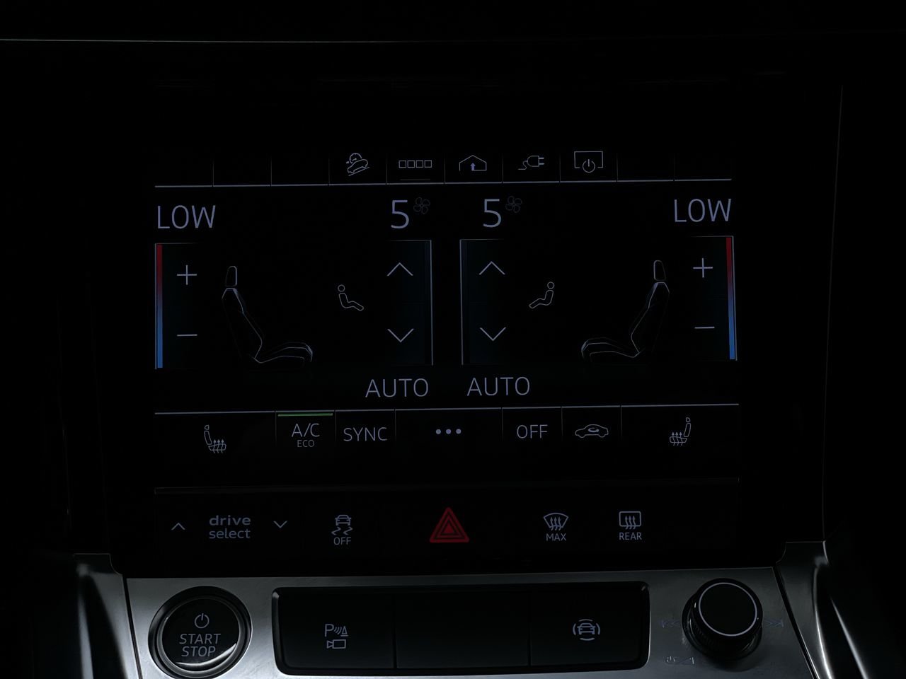 2024 Audi Q8 e-tron E-tron quattro, Vancouver, Cash