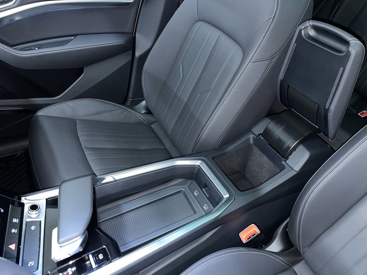 2024 Audi Q8 e-tron E-tron quattro, Vancouver, Cash