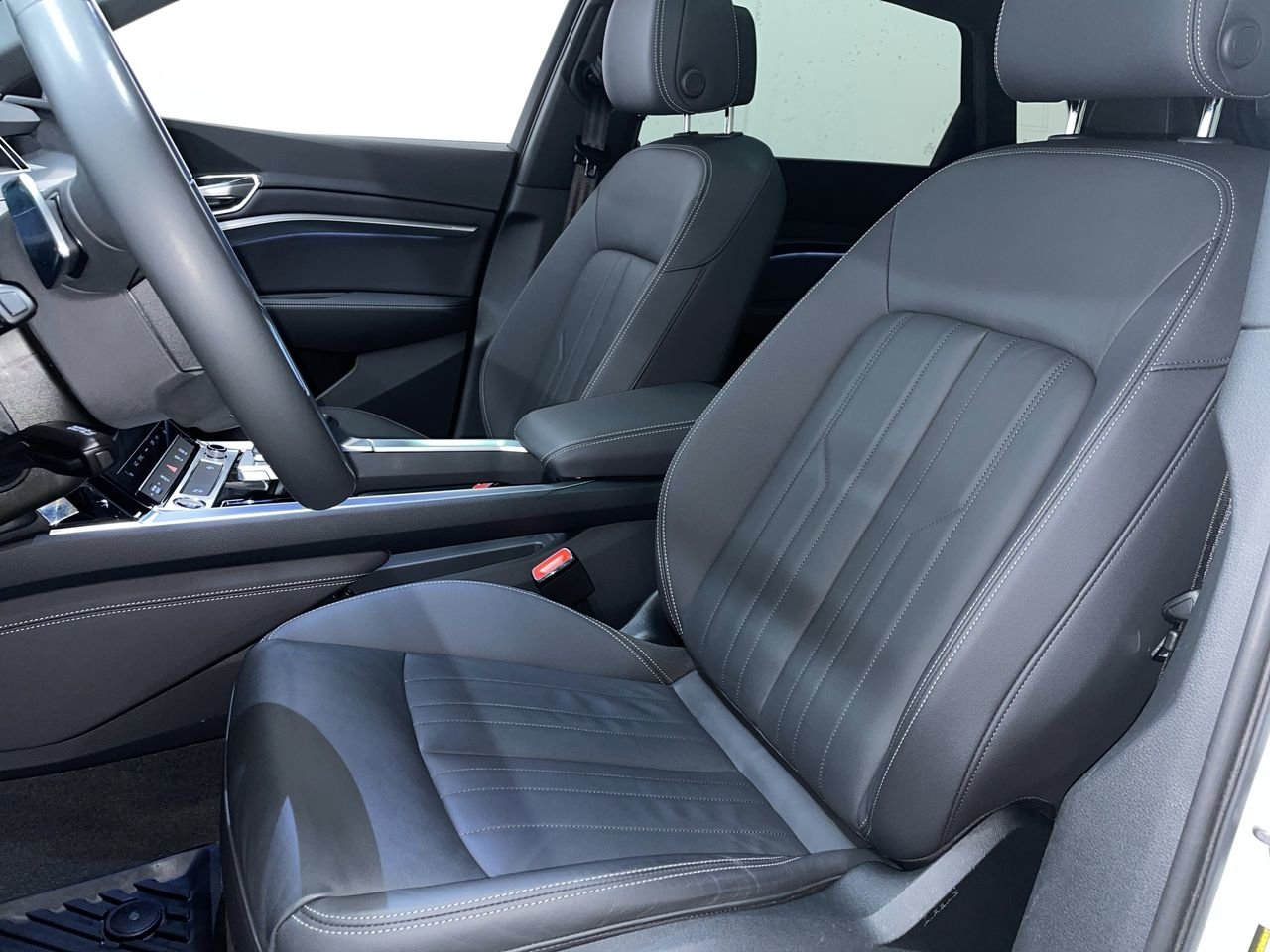 2024 Audi Q8 e-tron E-tron quattro, Vancouver, Cash