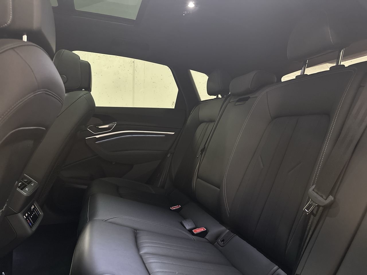 2024 Audi Q8 e-tron Quattro, 温哥华, 全款车