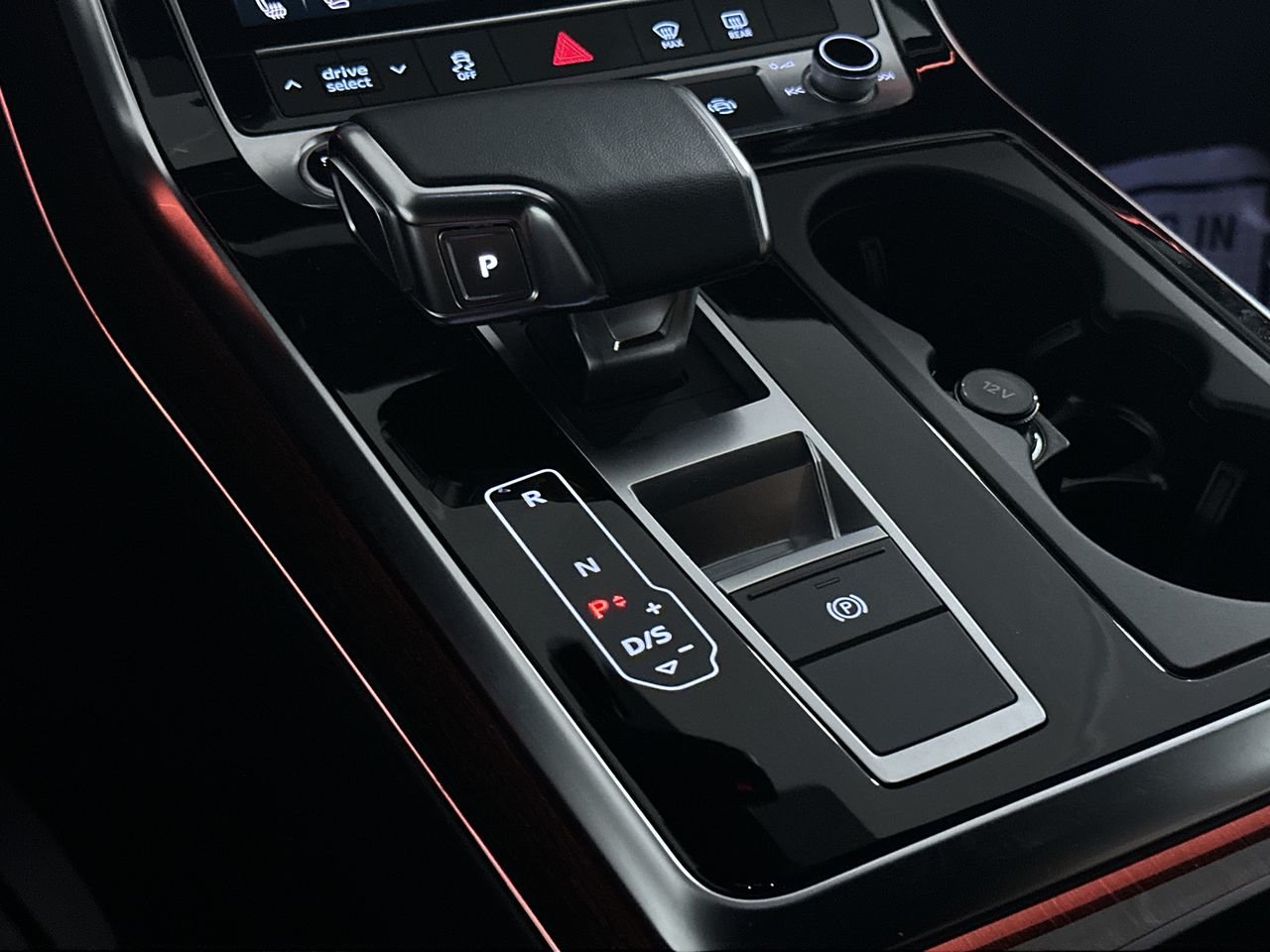 2022 Audi Q8 55 Progressiv, Vancouver, Cash