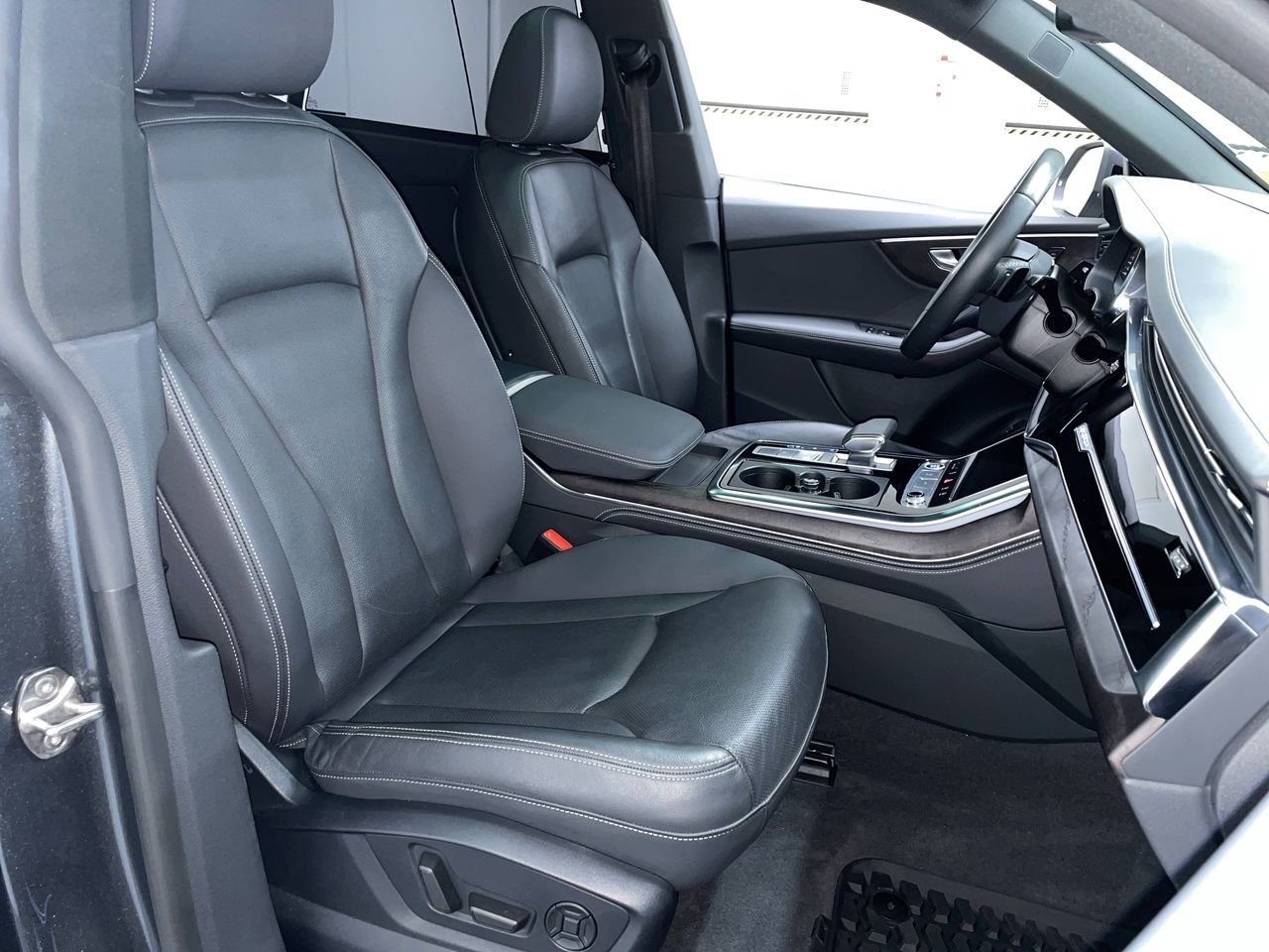 2023 Audi Q8 55 Technik, 温哥华, 全款车