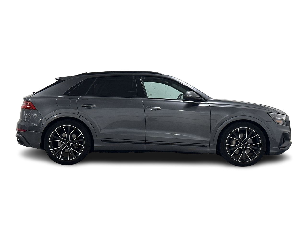 2023 Audi Q8 55 Technik, Vancouver, Cash