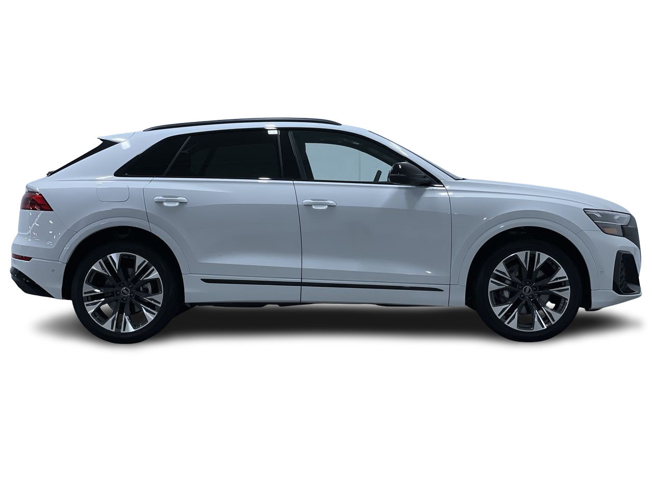 2024 Audi Q8 55 Progressiv, Vancouver, Cash