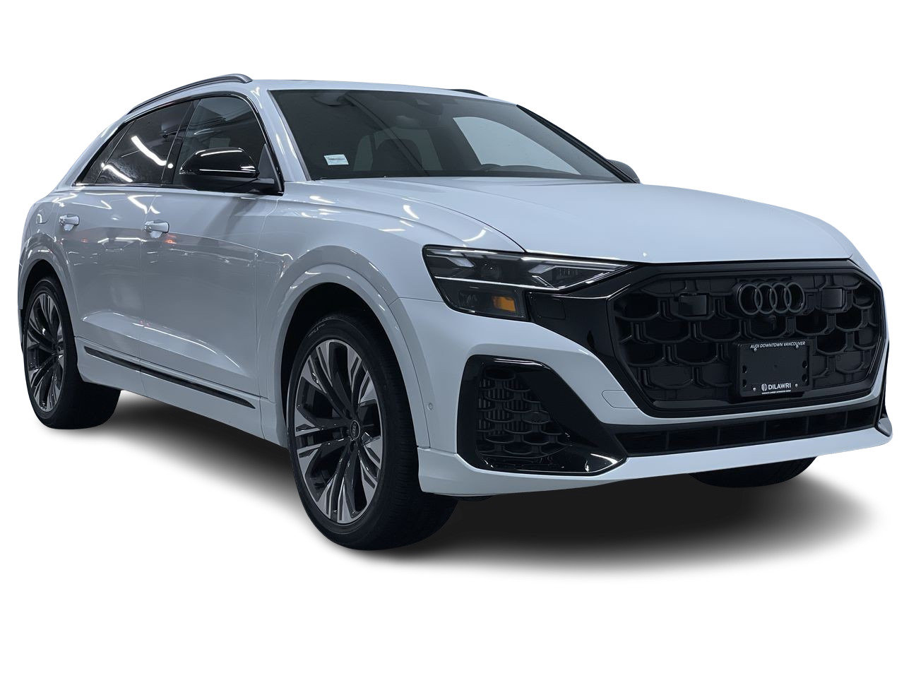 2024 Audi Q8 55 Progressiv, Vancouver, Cash